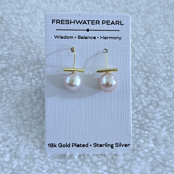 Pink🩷 Freshwater Pearl Drop Earrings - Picture 5 of 15